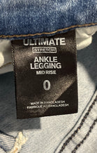 Load image into Gallery viewer, Express Womens Blue Medium Wash Mid-Rise Stretch Ankle Jegging Jeans Size 0
