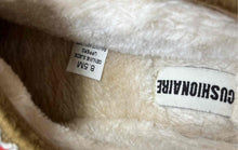 Load image into Gallery viewer, Cushionaire Womens Cream Genuine Suede Sheepskin Slip-On Slippers Size 8.5M
