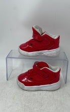 Load image into Gallery viewer, Nike Kids Air Jordan Max Aura 4 DQ8402-601 Red Hook &amp; Loop Sneaker Shoes Size 6C
