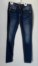 Load image into Gallery viewer, Miss Me Womens Blue Mid-Rise Stretch Pockets Denim Skinny Leg Jeans Size 25

