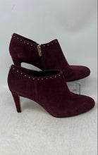 Load image into Gallery viewer, Vince Camuto Womens Channa Burgundy Stiletto Heel Ankle Booties Size 10M
