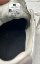 Load image into Gallery viewer, Veja Womens Esplar White Leather Lace-Up Low Top Round Toe Sneaker Shoes Size 8
