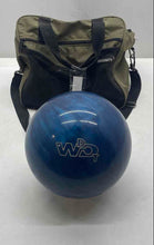 Load image into Gallery viewer, Columbia 300 9WQ00241 Blue Sporting Bowling Ball With Carrying Case
