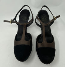 Load image into Gallery viewer, Authentic Tory Burch Womens Mandy Black Brown High T-Strap Heels Size 9M Worn

