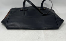 Load image into Gallery viewer, Fossil Womens Black Leather Inner Pocket Double Strap Zipper Shoulder Bag
