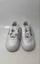 Load image into Gallery viewer, Nike Kids Air Force 1 White Low Top Lace-Up Sneaker Shoes Size 4Y
