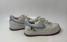 Load image into Gallery viewer, Nike Womens Air Force 1 '07 SE White Leather Lace-Up Sneaker Shoes Size 7/5
