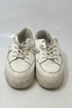 Load image into Gallery viewer, True Religion Womens Sarahi FT21473-03 White Platform Sneaker Shoes Size 9
