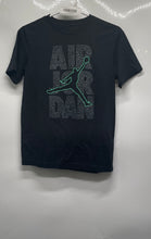 Load image into Gallery viewer, Jordan Unisex Kids Black Short Sleeve Crew Neck Graphic T-Shirt Size L 12-13 Yrs
