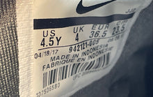 Load image into Gallery viewer, Nike Kids Air Huarache Run Ultra SE 942121-005 Green Gray Sneaker Shoes Sz 4.5Y
