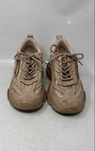 Load image into Gallery viewer, Steve Madden Womens Possession Beige Lace-Up Sneaker Shoes Size 9M
