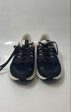 Load image into Gallery viewer, Nike Womens Quest 4 Premium DA8723-001 Black Cream Lace-Up Sneakers Shoes Sz 7.5
