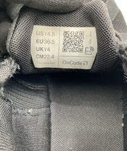 Load image into Gallery viewer, On Boys Cloud Sky Black White Lace-Up Low Top Running Shoes Size 4.5Y
