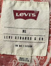 Load image into Gallery viewer, Levi's Mens Red White Floral Short Sleeve Collared Button-Up Shirt Size XL
