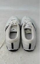 Load image into Gallery viewer, Nike Womens Soft Spike 418355-106 White Lace-Up Low Top Sneaker Shoes Size 6.5

