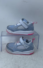 Load image into Gallery viewer, Nike Kids Air Jordan Spizike Low HJ7825-400 Light Blue Sneaker Shoes Size 7C
