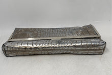 Load image into Gallery viewer, Goldenbleu Womens Metallic Gray Chrome Color Croc Embossed Clutch Purse
