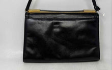 Load image into Gallery viewer, Cuero Vaca Womens Black Inner Pockets Flap Shoulder Purse
