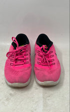 Load image into Gallery viewer, Nike Womens Free RN 831509-600 Pink Lace-Up Low Top Running Shoes Size 6.5
