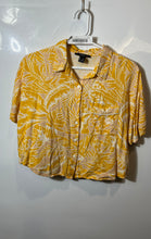 Load image into Gallery viewer, Forever 21 Womens Multicolor Floral Leaf Print Collared Cropped Blouse Top Sz M

