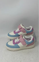 Load image into Gallery viewer, Cat &amp; Jack Kids White Pink Round Toe Low Top Sneaker Shoes Size 11
