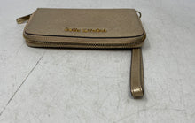 Load image into Gallery viewer, Michael Kors Womens Gold-Tone Saffiano Leather Zip-Around Wristlet Wallet
