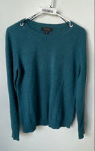 Load image into Gallery viewer, Tahari Womens Blue Long Sleeve Round Neck Ribbed Hem Pullover Sweater Size M
