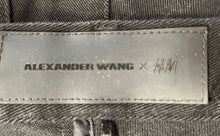 Load image into Gallery viewer, Alexander Wang x H&amp;M Womens Black Denim Printed Pockets Skinny Jeans Pants Sz 8
