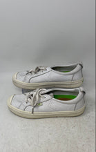 Load image into Gallery viewer, Cariuma Unisex White Leather Low Top Lace-Up Sneaker Shoes Size M 5 W 6.5
