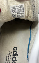 Load image into Gallery viewer, Adidas Mens Originals Gazelle BD7479 White Lace-Up Low Top Sneaker Shoes Size 8
