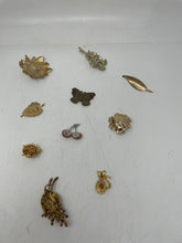 Load image into Gallery viewer, 'Brooches Silver-Gold Tone (10Pcs)
