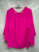 Load image into Gallery viewer, Vince Camuto Womens Pink Round Neck 3/4 Sleeve Regular Fit Blouse Top Size M
