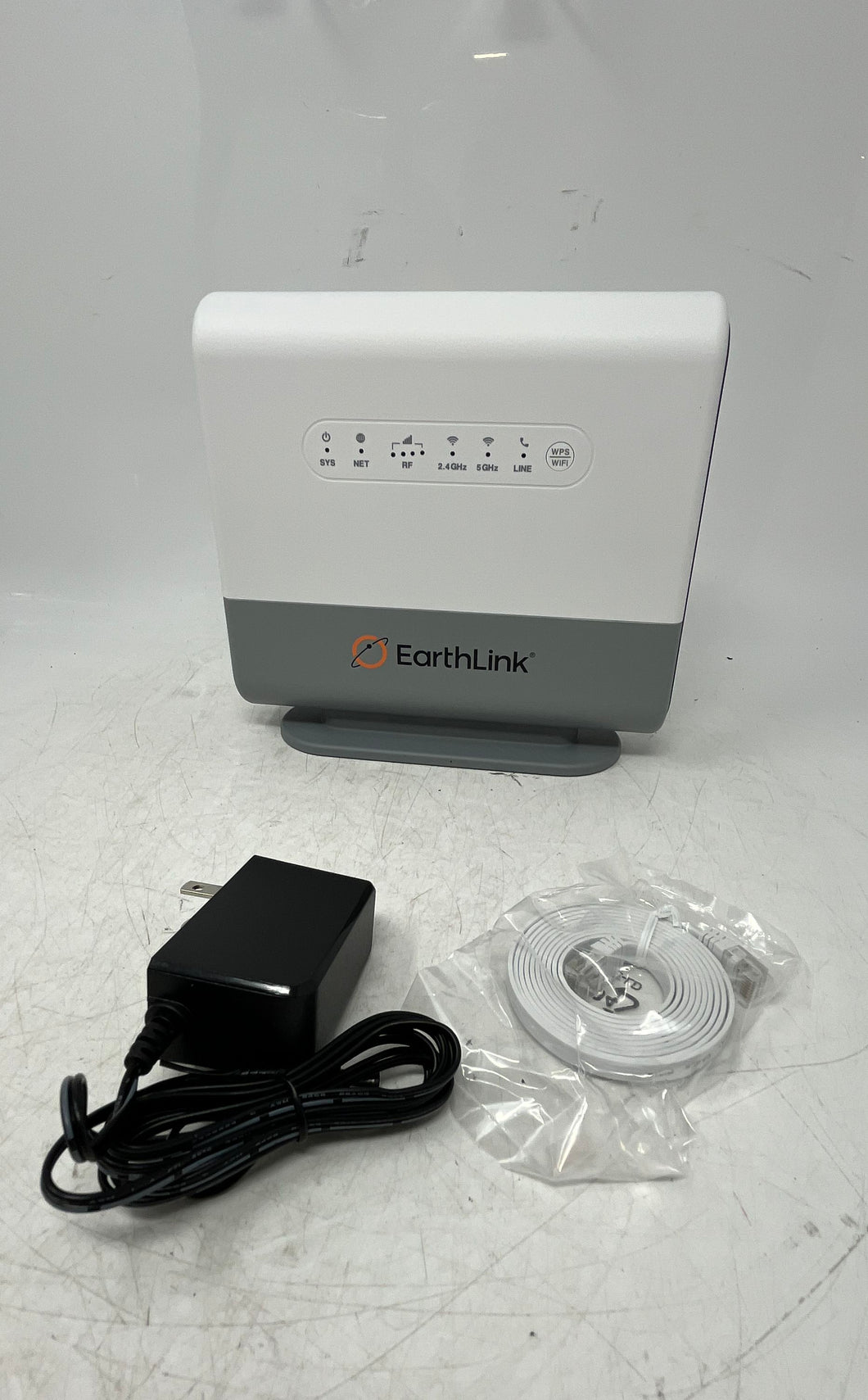 Earthlink Wi-Fi Wireless High Speed Home Internet Router Box Powers On