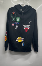 Load image into Gallery viewer, Ultra Game Mens Black Graphic Print Long Sleeve NBA Pullover Hoodie Size XS
