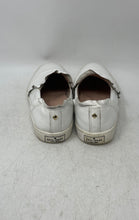 Load image into Gallery viewer, Kate Spade New York Womens Lilly S1120019 White Slip-On Shoes Size 6M
