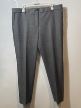 Load image into Gallery viewer, Ann Taylor Womens Gray Slash Pocket Flat Front Mid Rise Dress Pants Size 14

