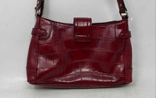 Load image into Gallery viewer, Liz Claiborne Womens Dark Red Croc Embossed Faux Leather Shoulder Handbag
