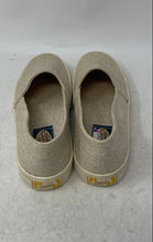 Load image into Gallery viewer, Tommy Bahama Womens Beige Round Toe Slip-On Sneaker Shoes Size 9

