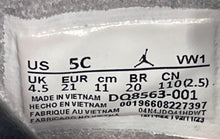 Load image into Gallery viewer, Nike Kids Air Jordan 2 Retro DQ8563-001 Black Lace-Up Sneaker Shoes Size 5C
