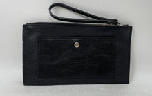 Load image into Gallery viewer, I Medici Firenze Womens Black Leather Front Pocket Zipper Wristlet Wallet
