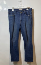 Load image into Gallery viewer, Levi's Womens Blue Denim Medium Wash Pockets Mid Rise Skinny Leg Jeans Size 14
