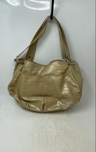 Load image into Gallery viewer, Relic Womens Light Brown Croc Embossed Faux Leather Heart Charm Shoulder Bag
