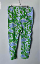 Load image into Gallery viewer, Gretchen Scott Womens Gripeless Green Floral Flat Front Pull-On Ankle Pants XL
