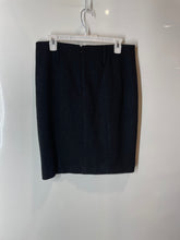 Load image into Gallery viewer, Ann Taylor Womens Gray Flat Front Back Zip Straight &amp; Pencil Skirt Size 8
