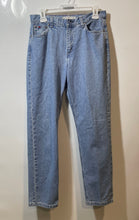 Load image into Gallery viewer, Tommy Hilfiger Womens Blue Cotton Denim Light Wash Pockets Mom Jeans Size 0
