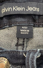 Load image into Gallery viewer, Calvin Klein Jeans Womens Blue Dark Wash Denim Straight Leg Jeans Size 4/27
