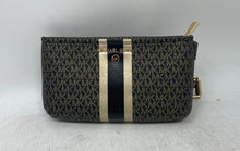Load image into Gallery viewer, Michael Kors Womens Jet Set Multicolor Monogram Inner Divider Fanny Pack Bag

