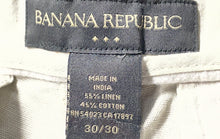 Load image into Gallery viewer, Banana Republic Mens Beige Flat Front Pockets Regular Fit Chino Pants Size 30x30
