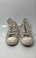 Load image into Gallery viewer, Converse Boys Chuck Taylor All Star Hi Beige Nude Camouflage Sneakers Shoes Sz 4
