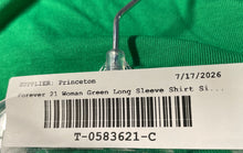 Load image into Gallery viewer, Forever 21 Womens Green Long Sleeve Turtleneck Cropped Blouse Top Size Small

